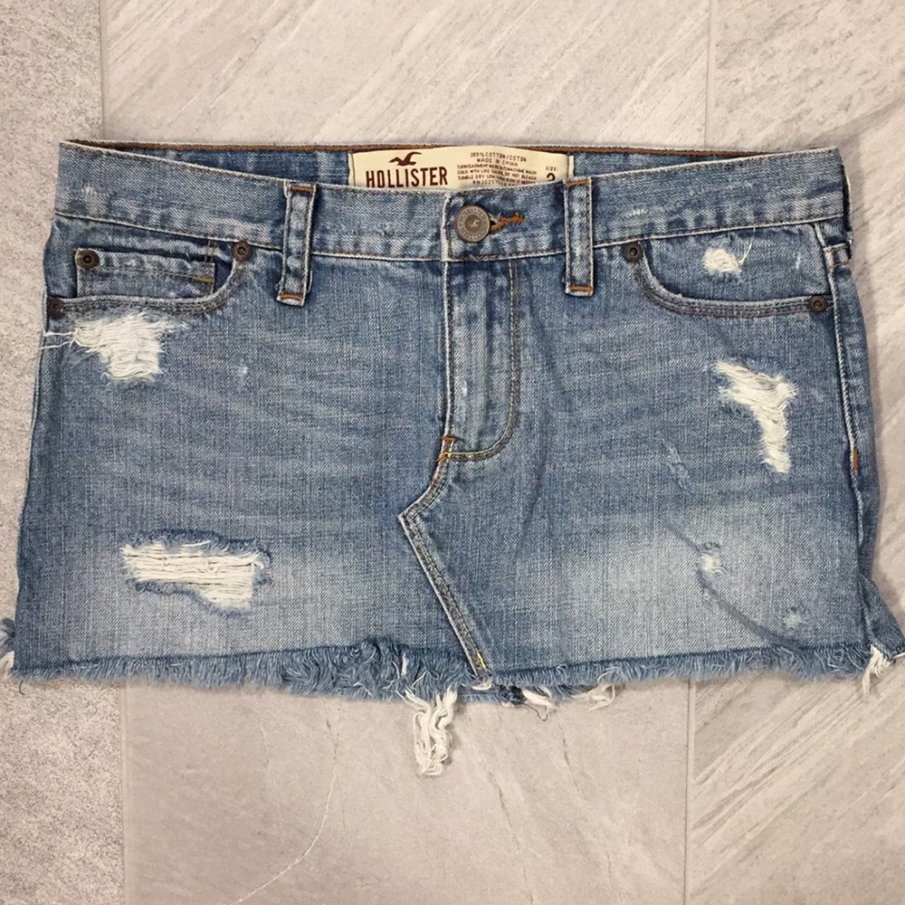 Hollister Distressed Jean Mini Skirt Size 3